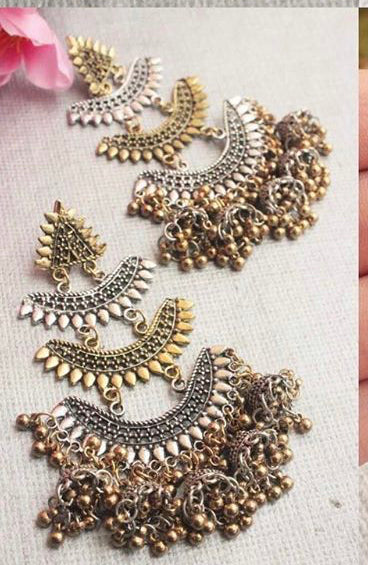 Hema long earrings
