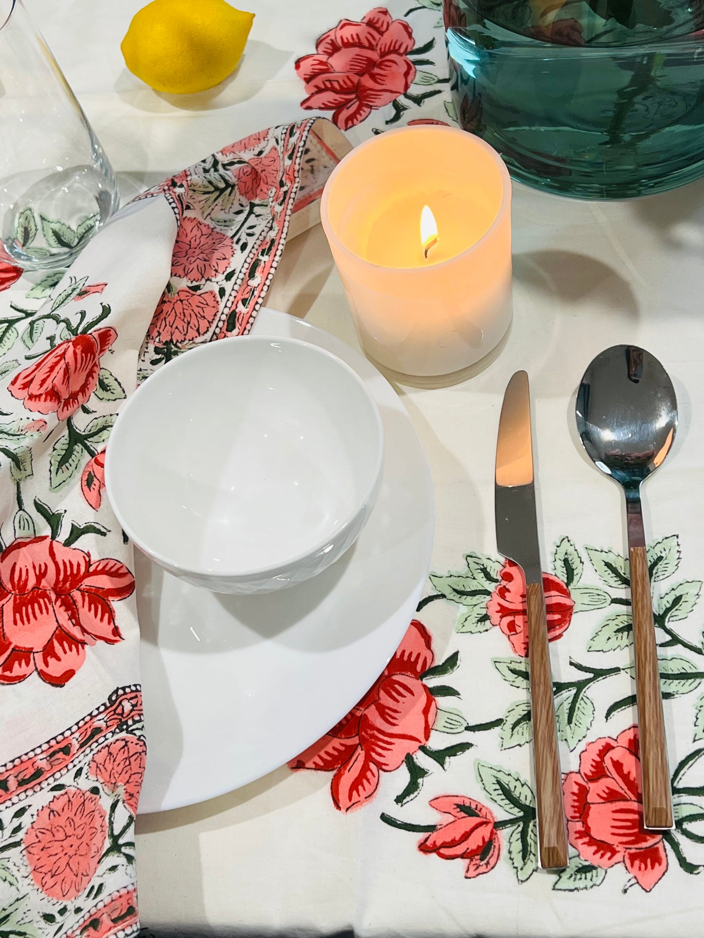 Poppy table cover