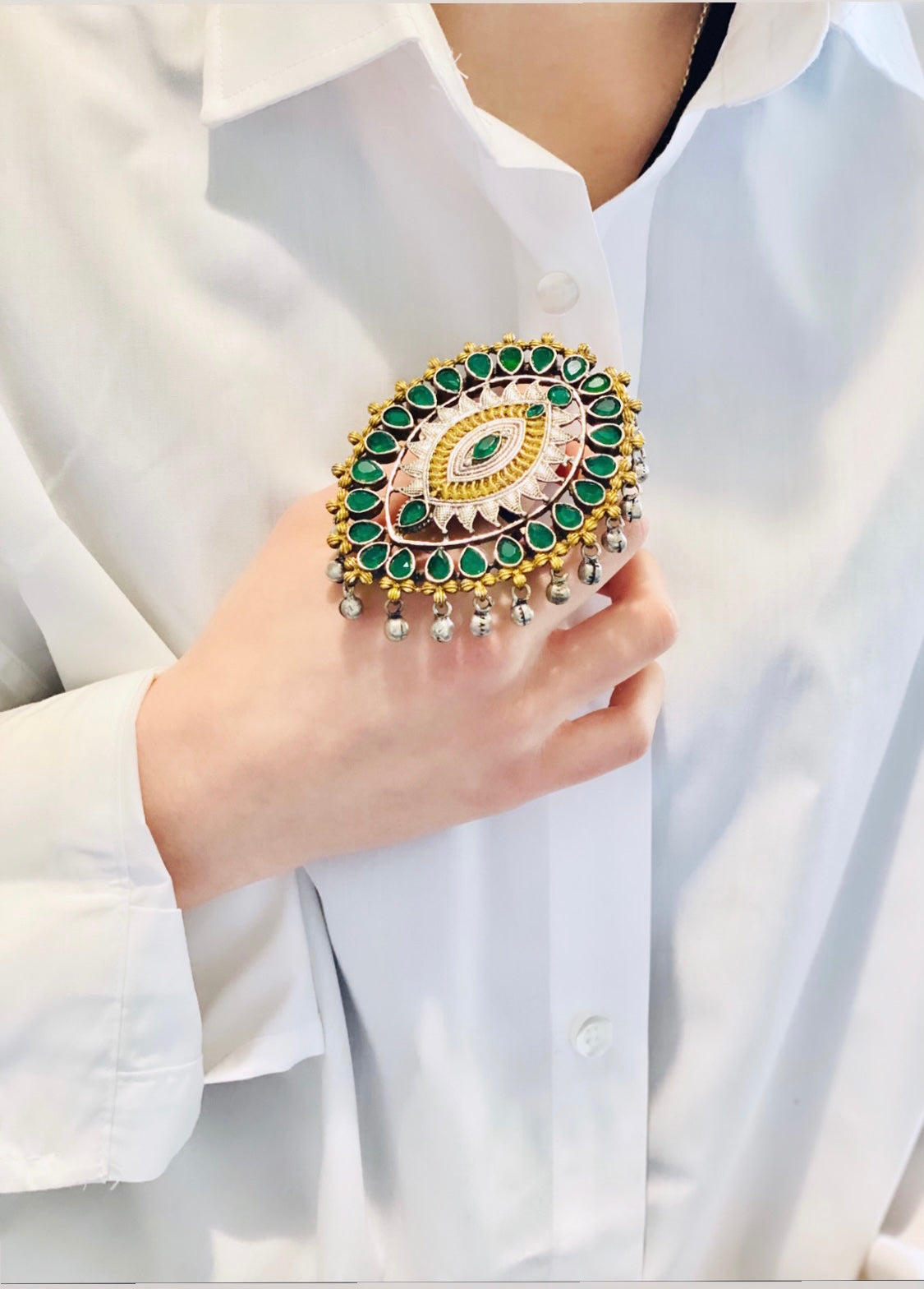 RADHA RAANI OVERSIZED RING
