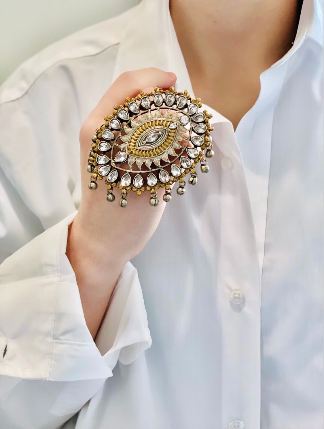 RADHA RAANI OVERSIZED RING