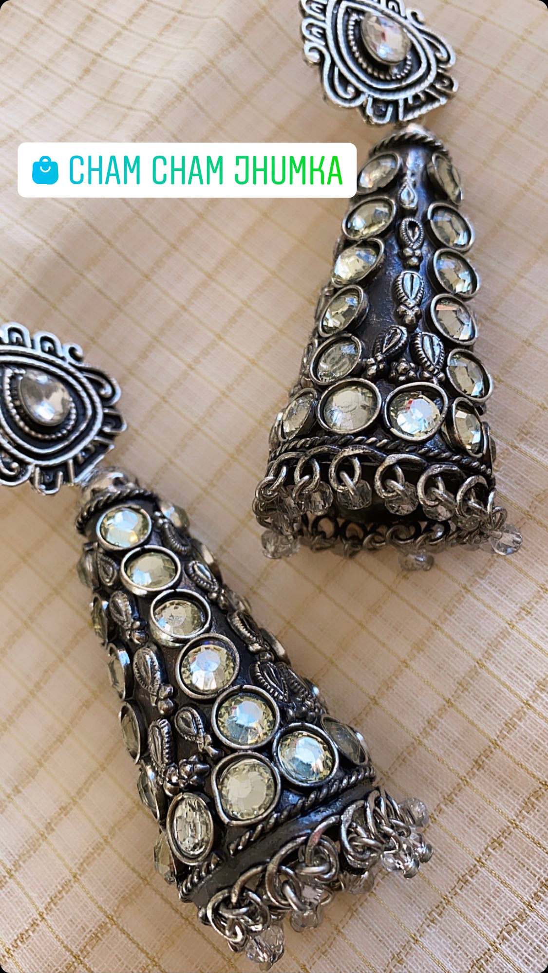 Cham Cham jhumka