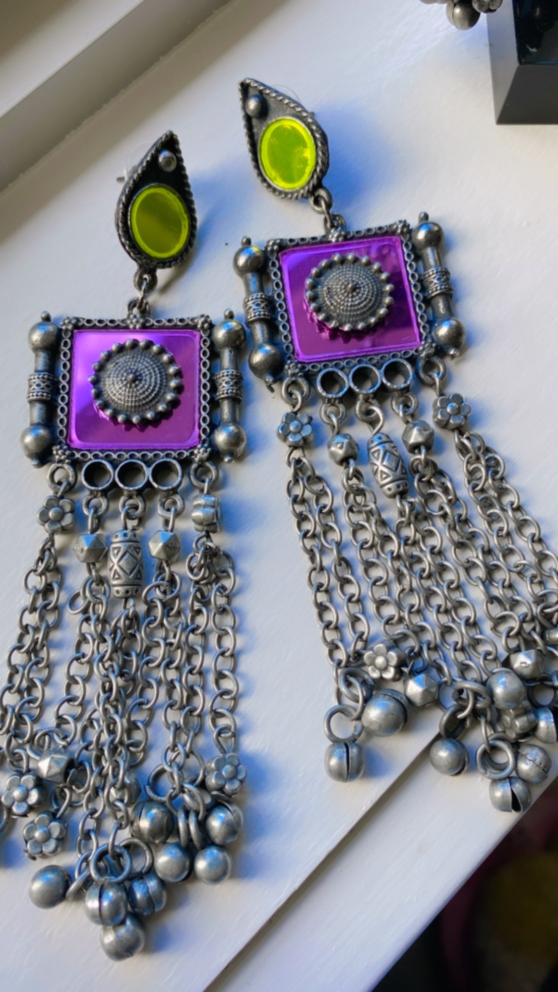 APEKSHA AFGHANI GLASS EARINGS