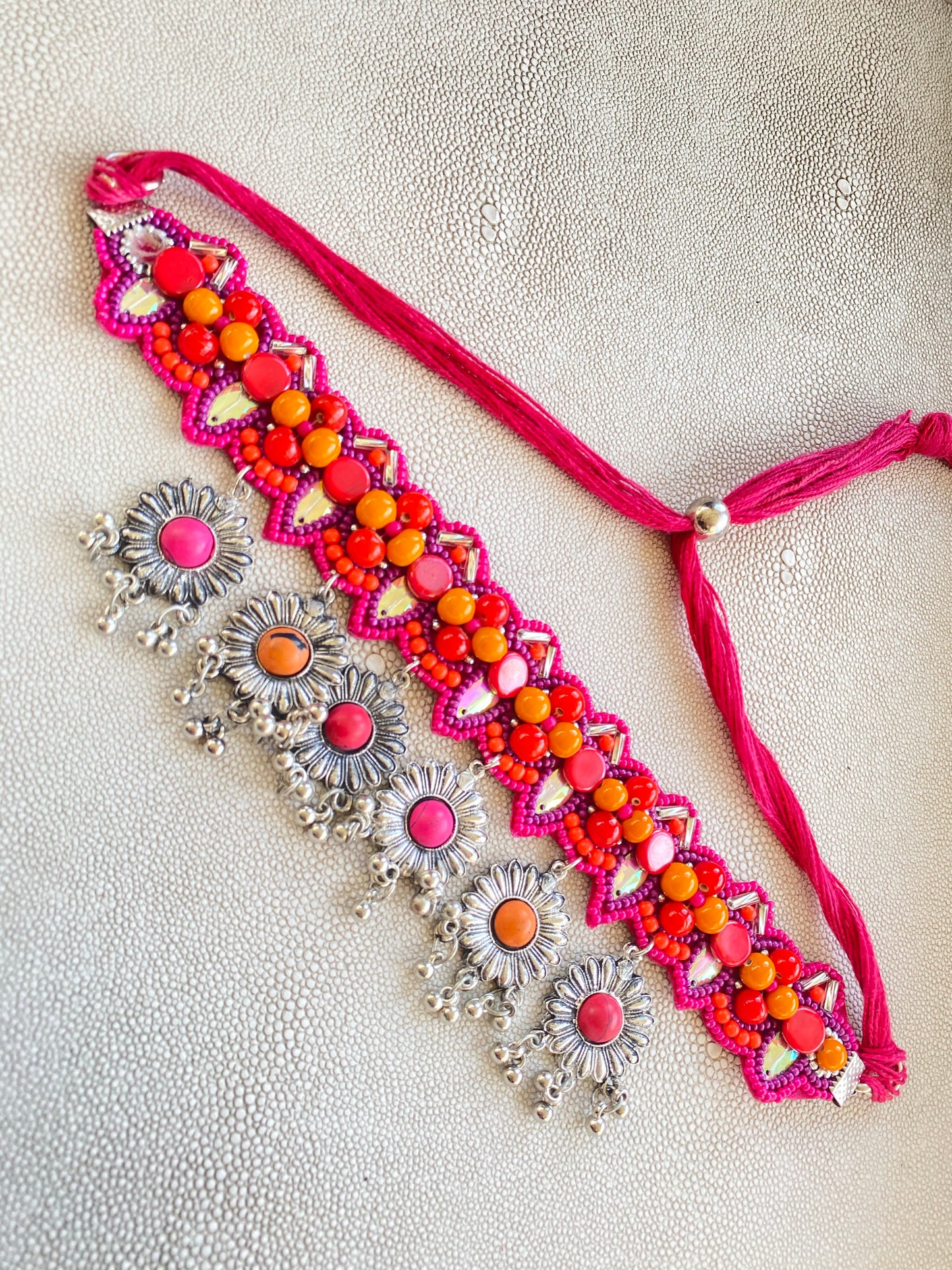Hema Afghani fabric choker