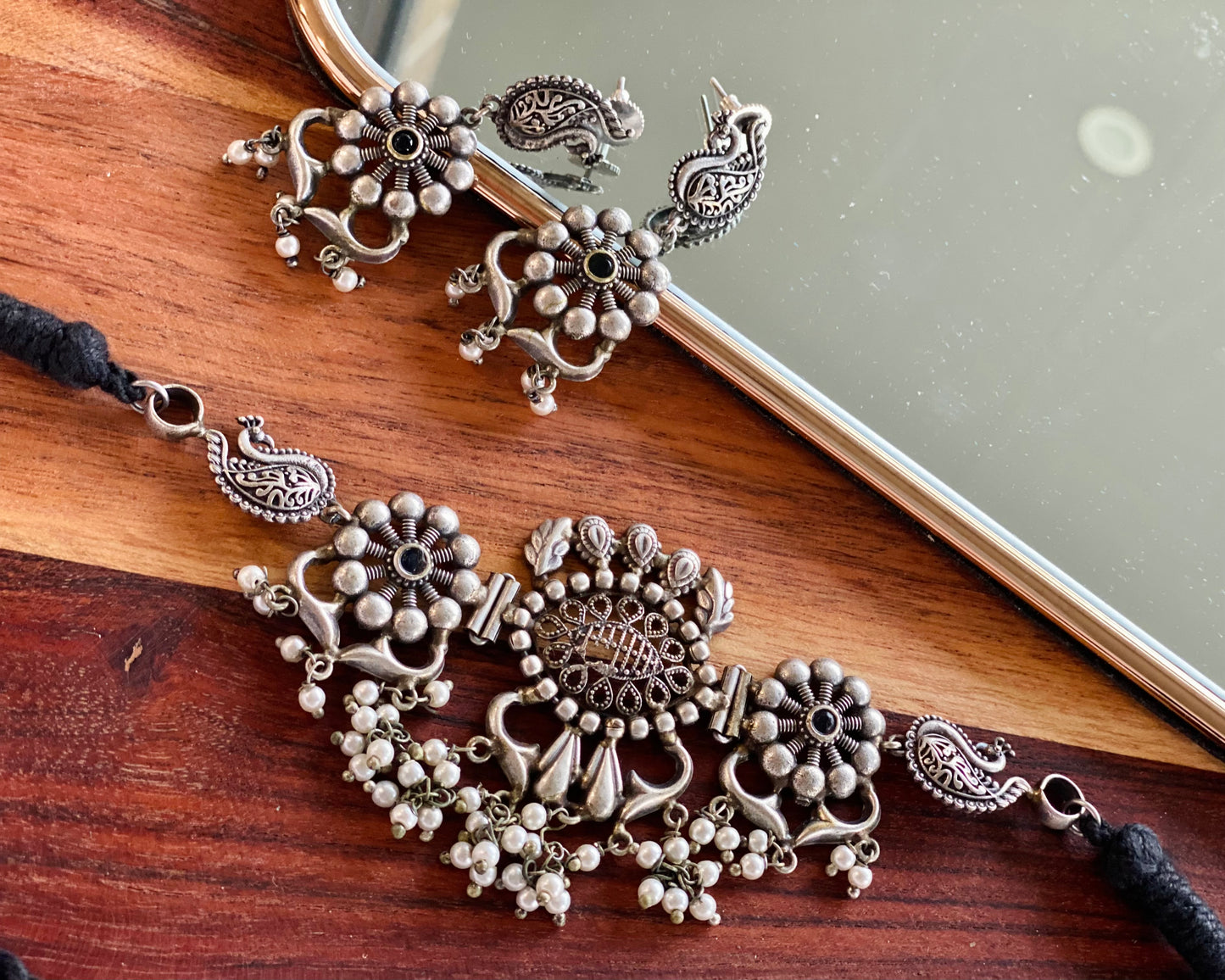 SAAJAN silver replica choker set