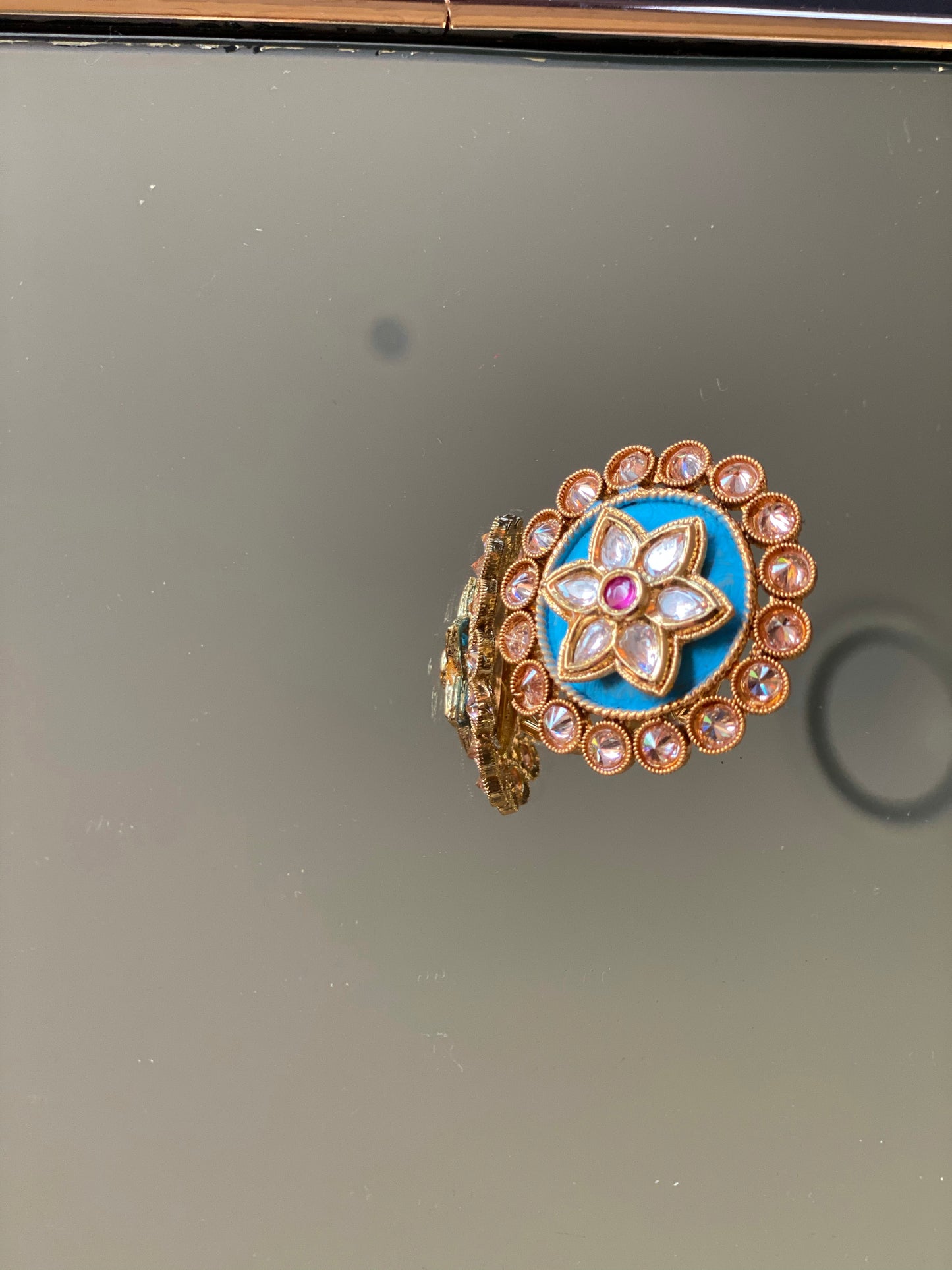 Vertika ring