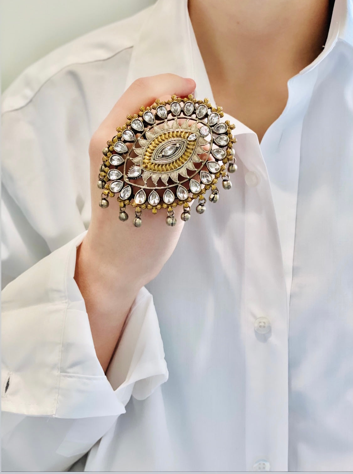 RADHA RAANI OVERSIZED RING
