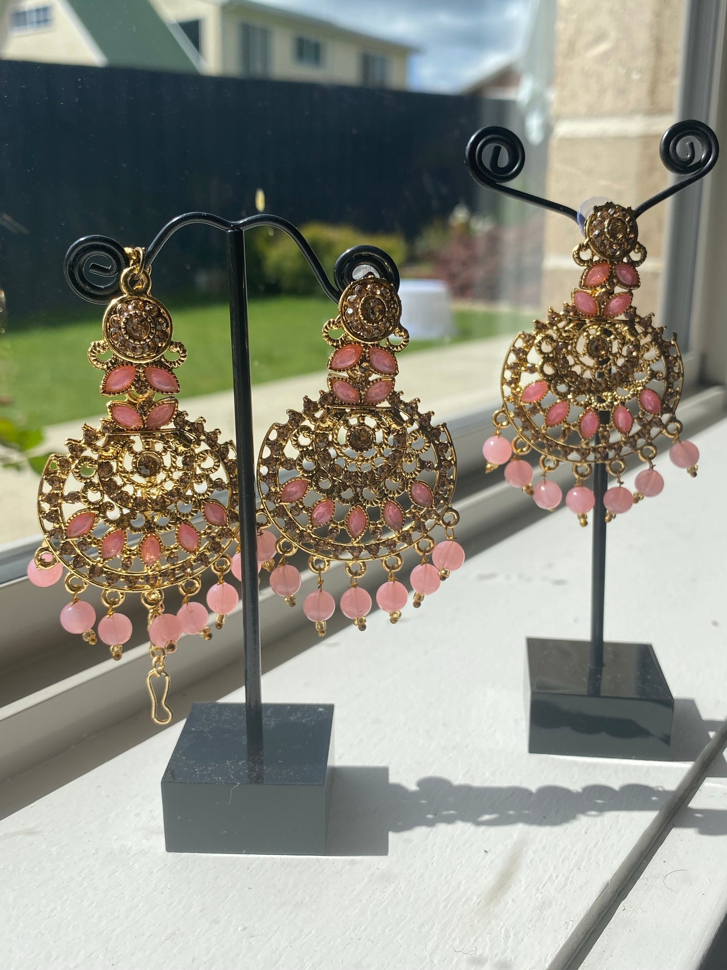 KRITIKA Jhumka and tikka set