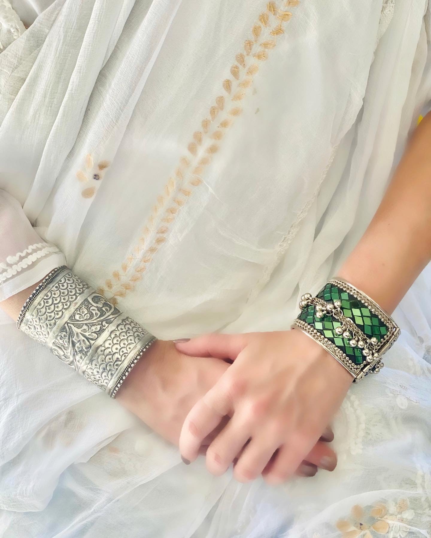 LALITA handcuff