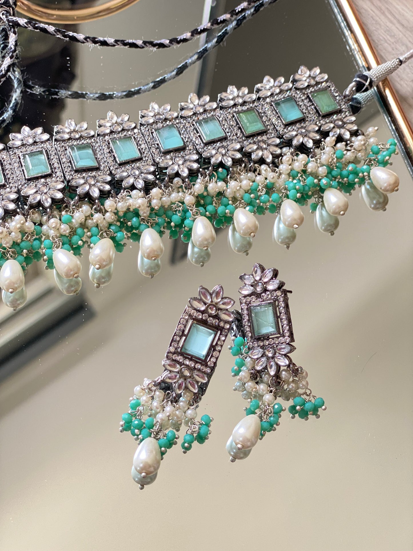 HIMANI kundan/pearl choker set