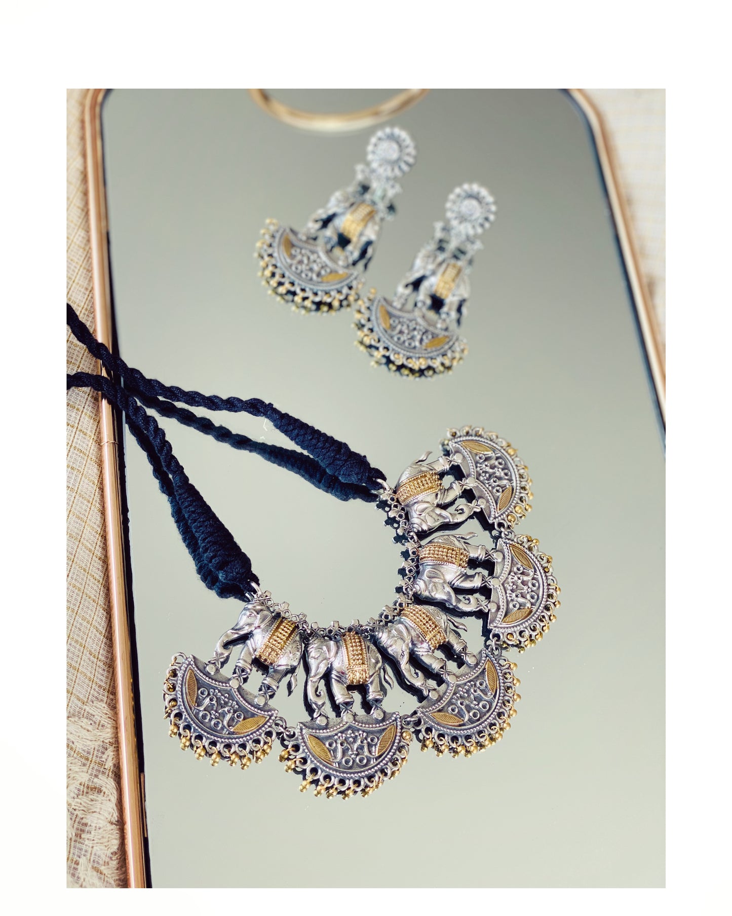 KINNU choker set