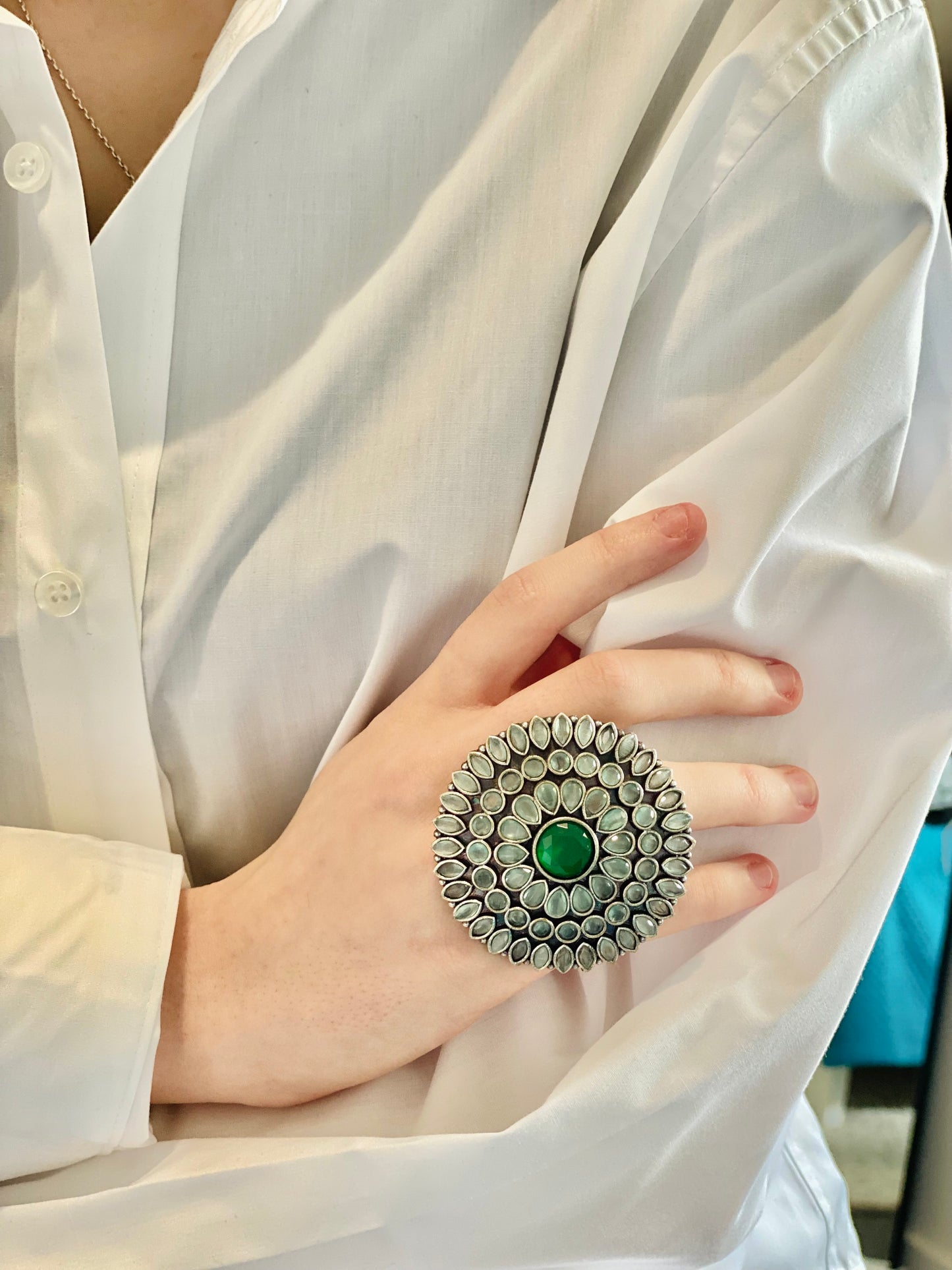 PREETHI oversized ring