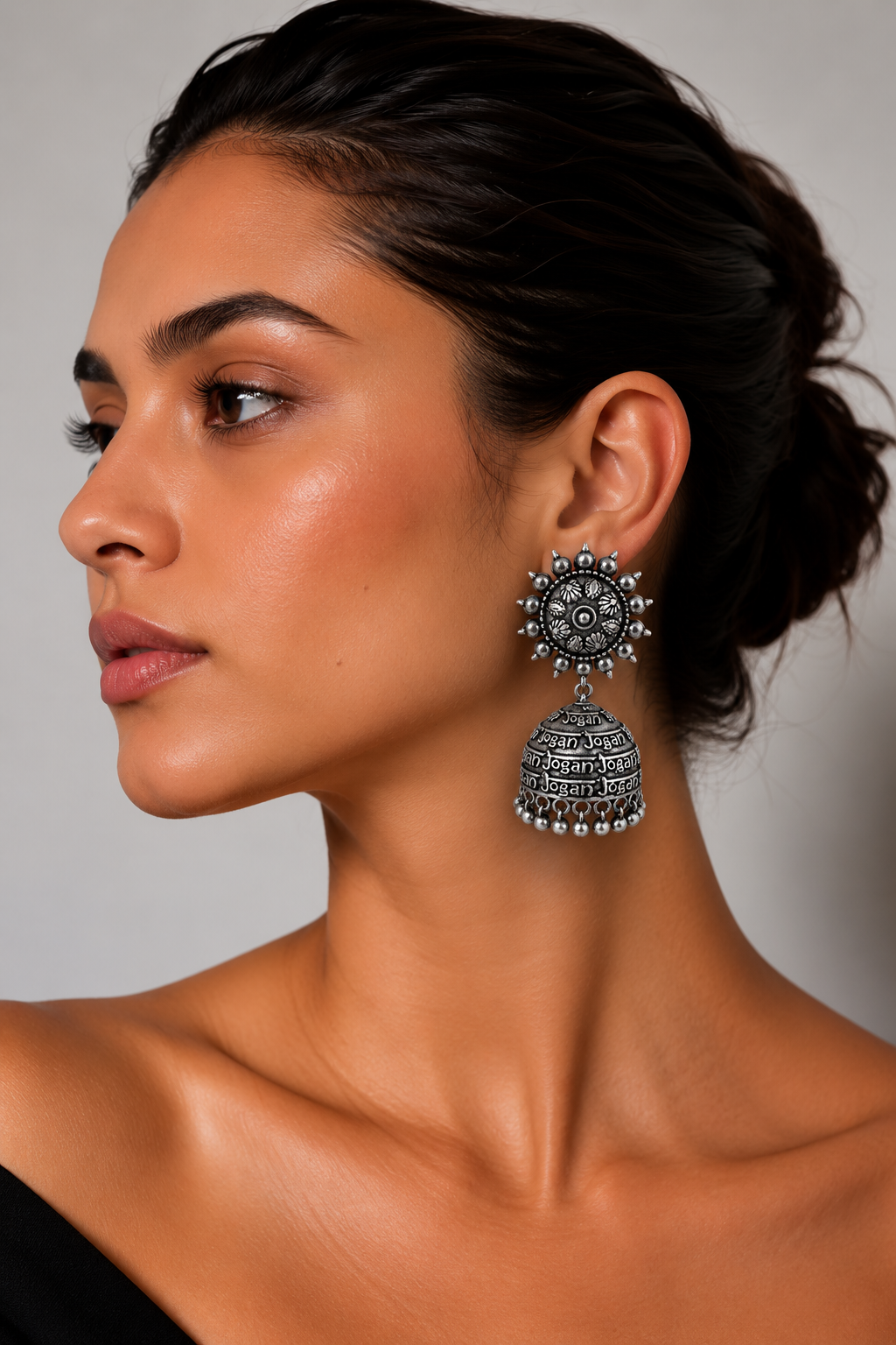 Guneet jhumka