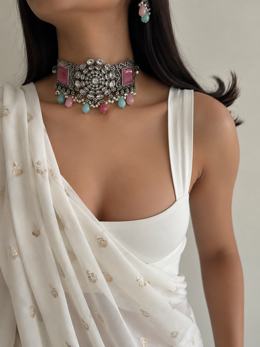 SAARU stone choker