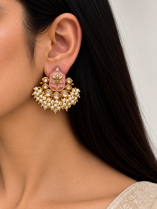 Veena Studs
