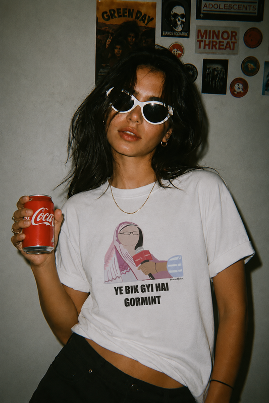 YE BIK GYI HAI GORMINT T-shirt