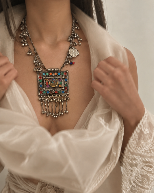 RAANO long afghani necklace with earrings
