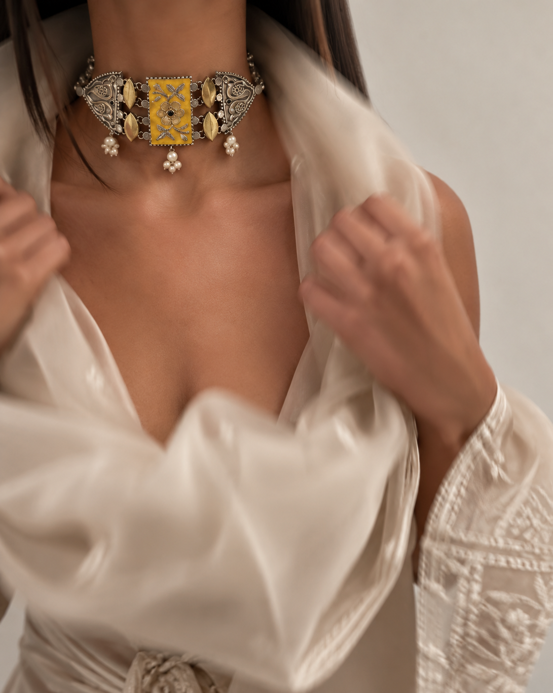 VED Yellow choker