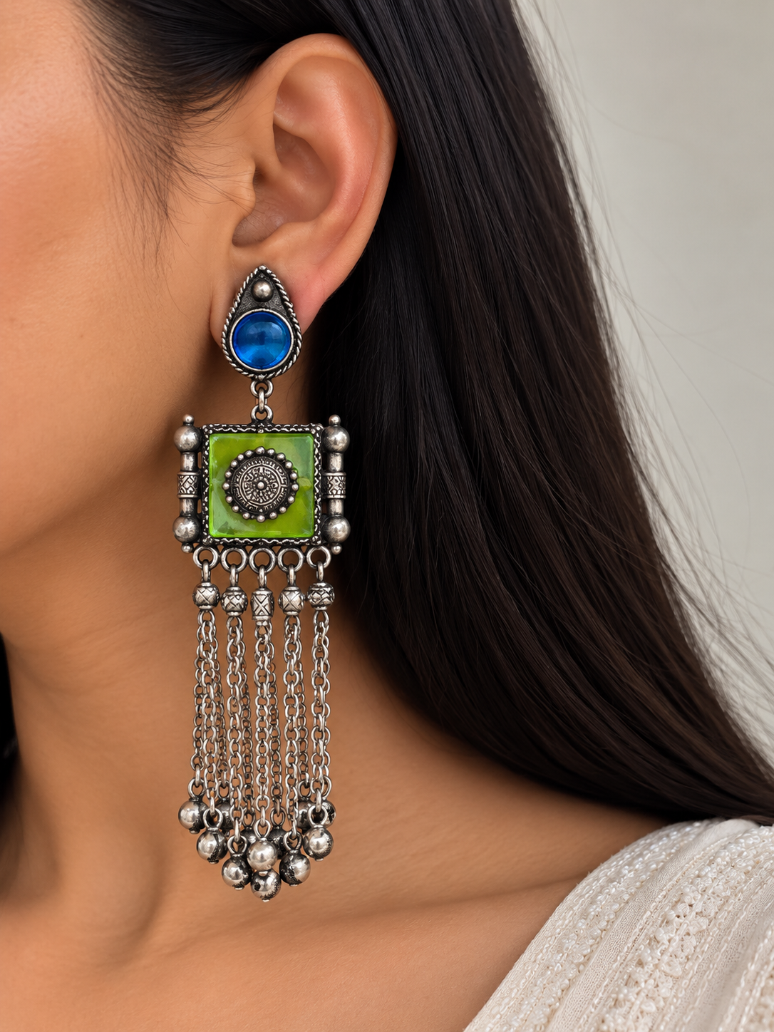 APEKSHA AFGHANI GLASS EARINGS