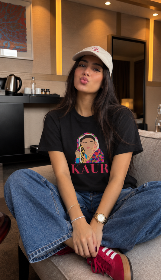 KAUR T-shirt