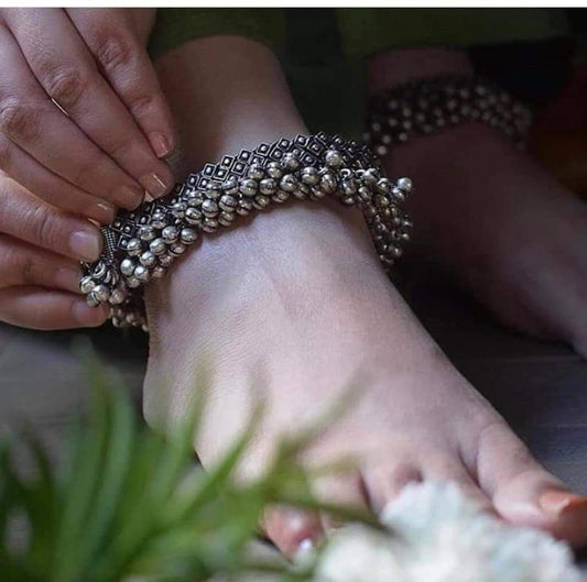 Maahi Anklets