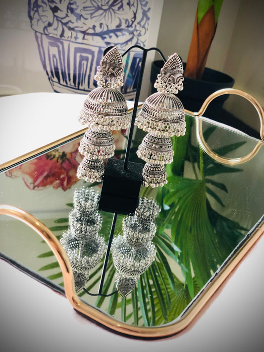 Oversized jhumka