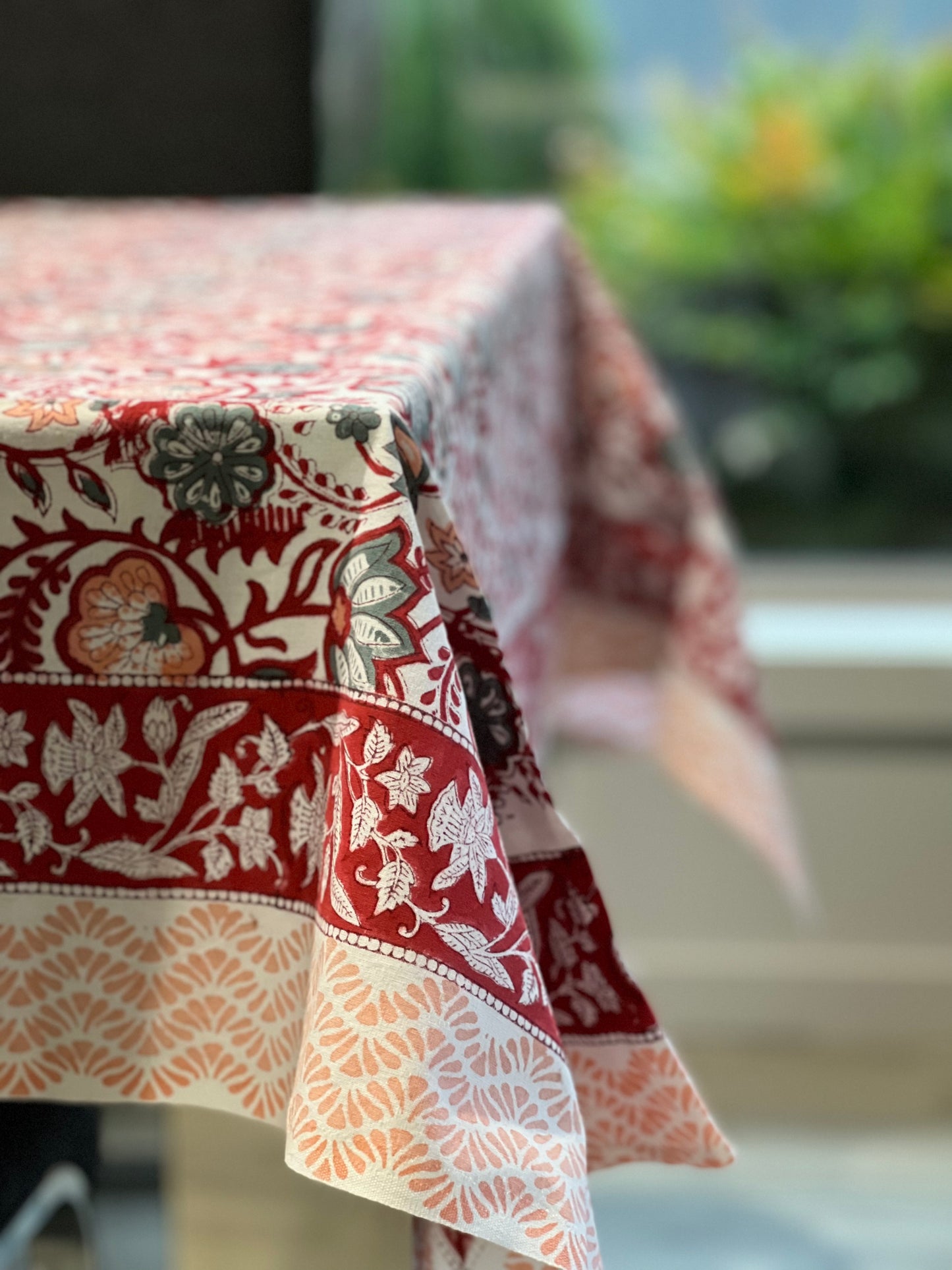 EMMA table cover