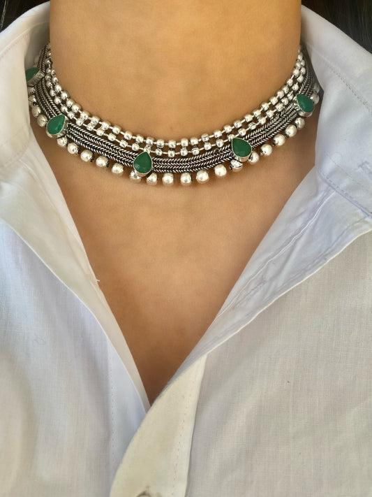 DIYA CHOKER
