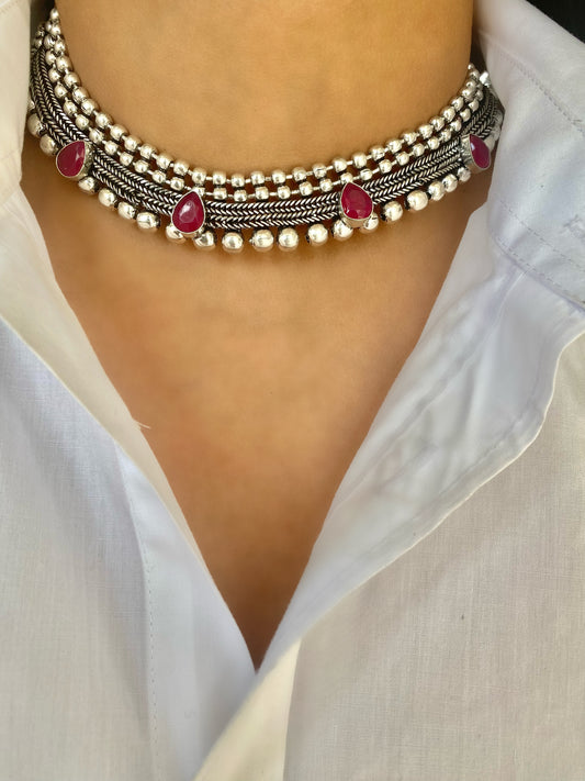 DIYA CHOKER