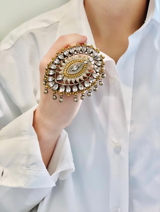 RADHA RAANI OVERSIZED RING