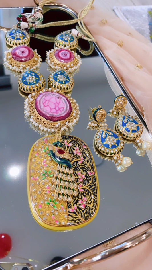 MAYUR long necklace with earrings