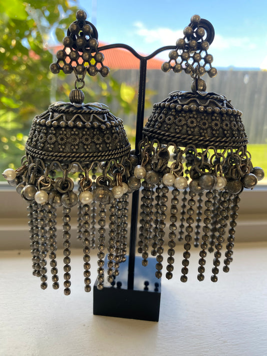 HUMA oversized jhumka