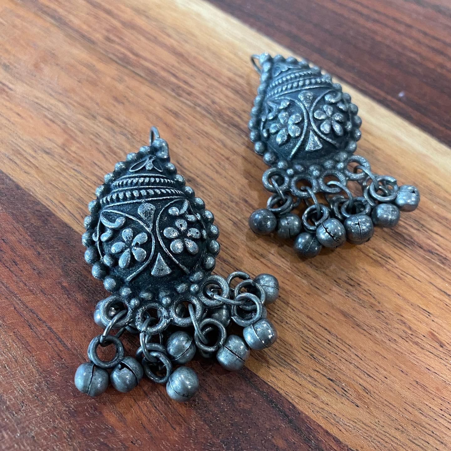 RAMAN oxidised silver choker with ghungroo earrings