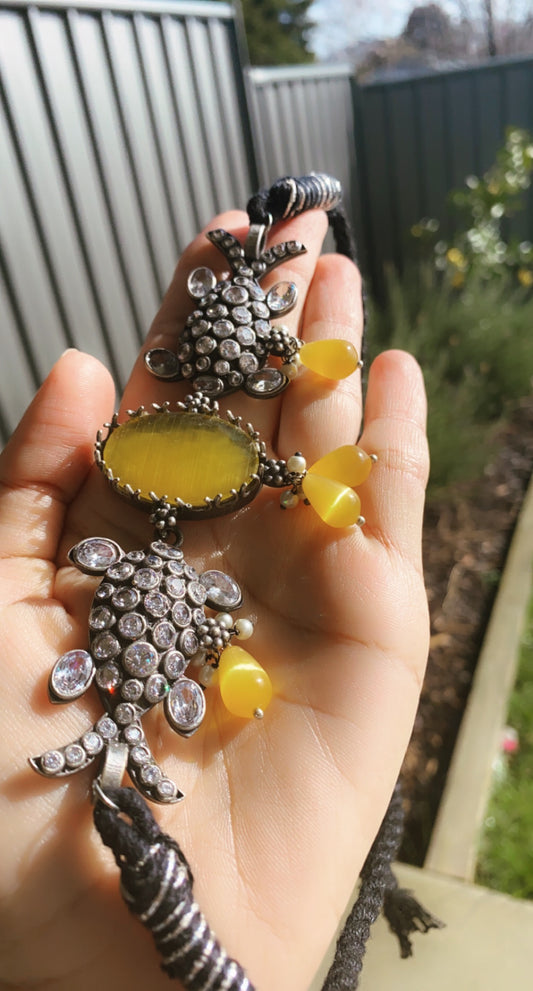 TUSCANY fish choker