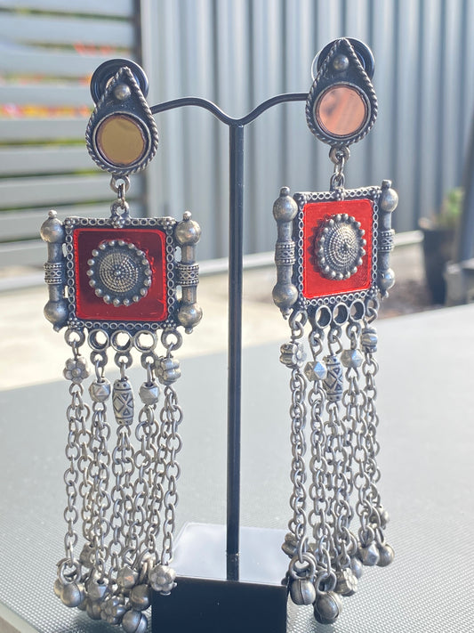 APEKSHA AFGHANI GLASS EARINGS