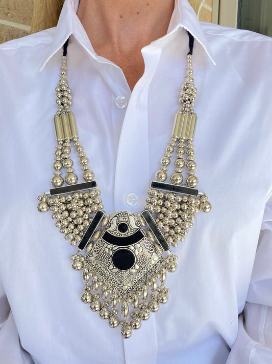 RITI long necklace with earrings