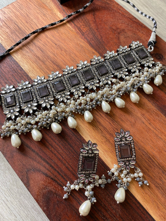 HIMANI kundan/pearl choker set