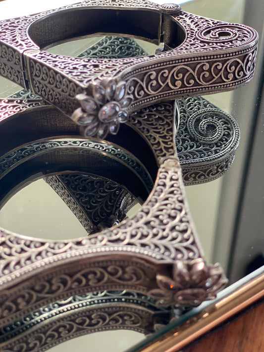 LIZA silver replica bangles