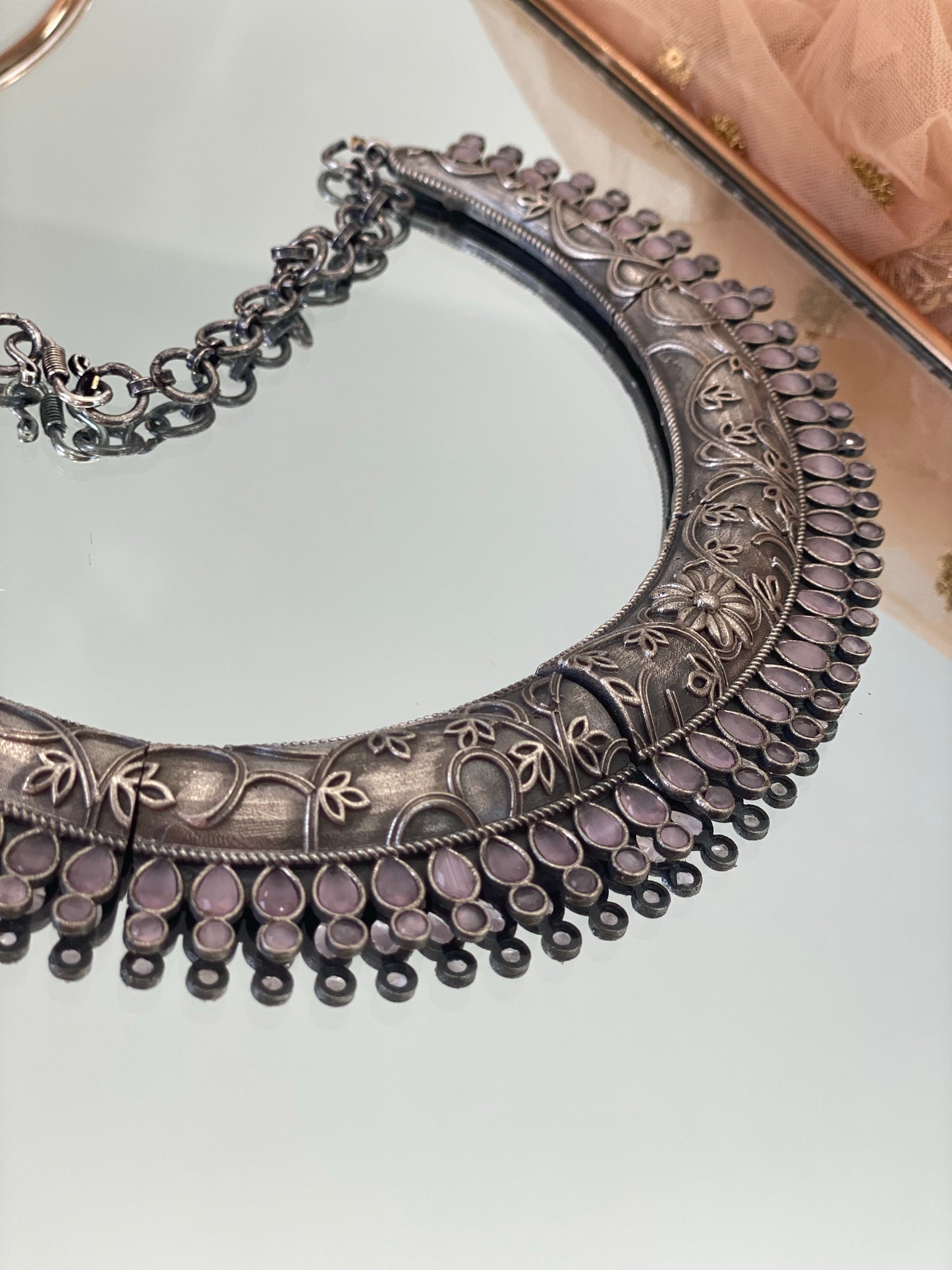 PRITHVI handcrafted hasli necklace