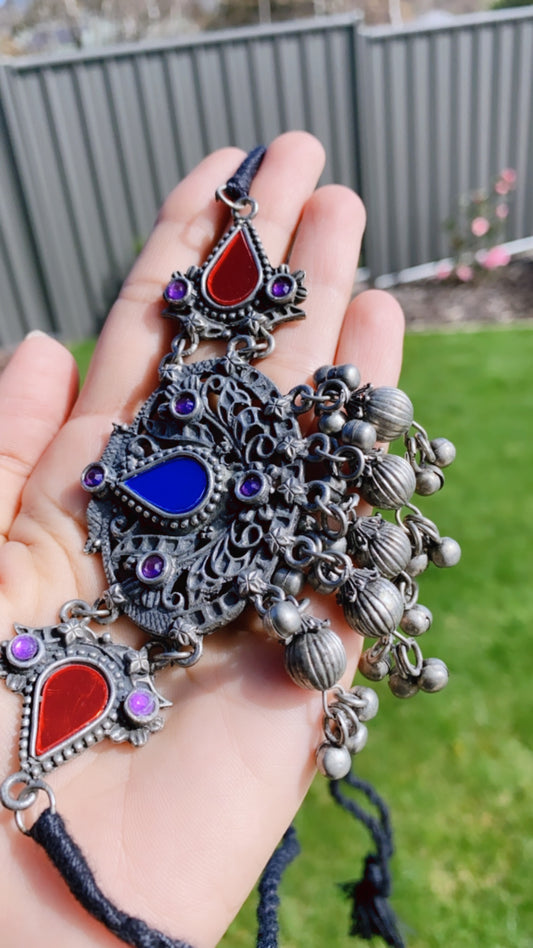 NIMMY afghani glass choker