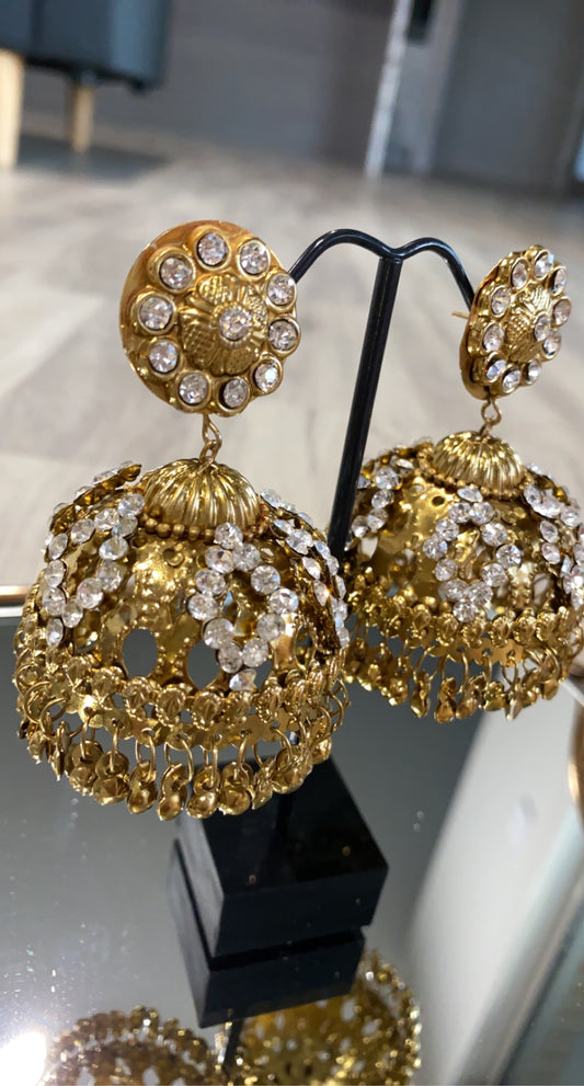 Shaalu jhumka