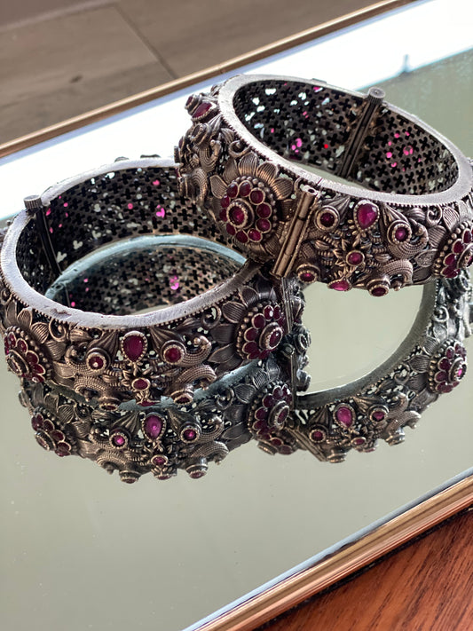 SANTOSHI high quality screw bangles