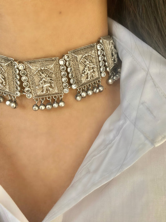 HEERA choker set